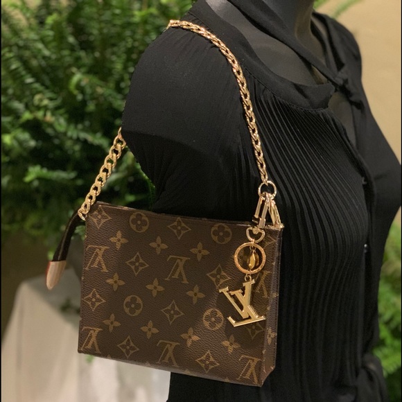 NFS Louis Vuitton  Toiletry 19” bundle - Picture 6 of 9